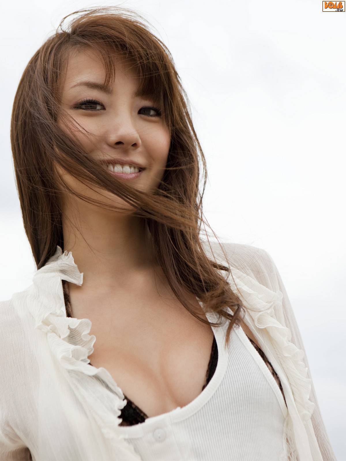 山本梓  [Bomb.tv] 2009.12 Azusa Yamamoto